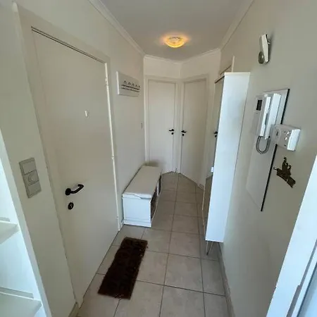 Zonnig Op Zeedijk Te Apartamento